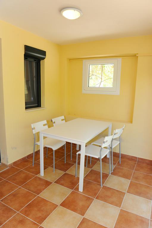Appartamenti Angelika Perdika  Zimmer foto